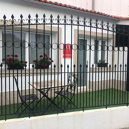 Apartamentos San Lazaro 圣地亚哥－德孔波斯特拉 外观 照片