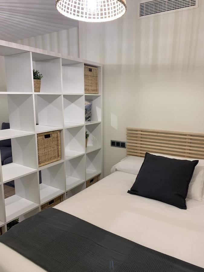 Apartamentos San Lazaro 圣地亚哥－德孔波斯特拉 外观 照片