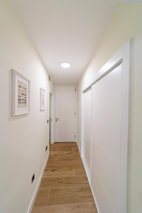 Apartamentos San Lazaro 圣地亚哥－德孔波斯特拉 外观 照片