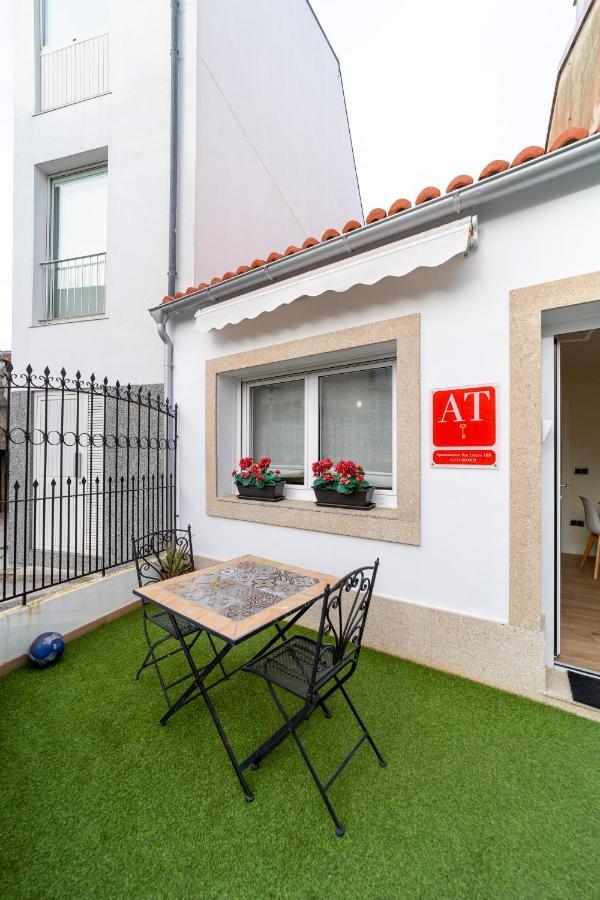 Apartamentos San Lazaro 圣地亚哥－德孔波斯特拉 外观 照片