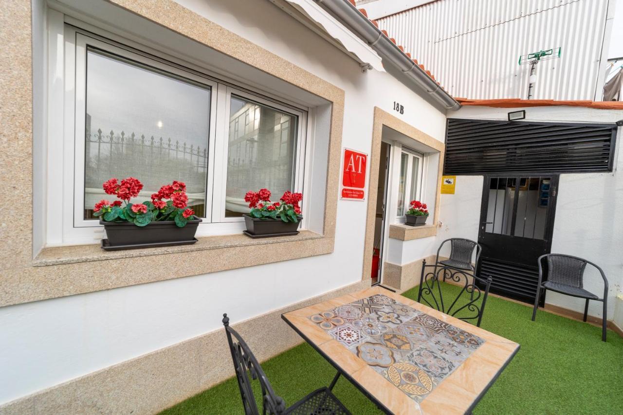 Apartamentos San Lazaro 圣地亚哥－德孔波斯特拉 外观 照片